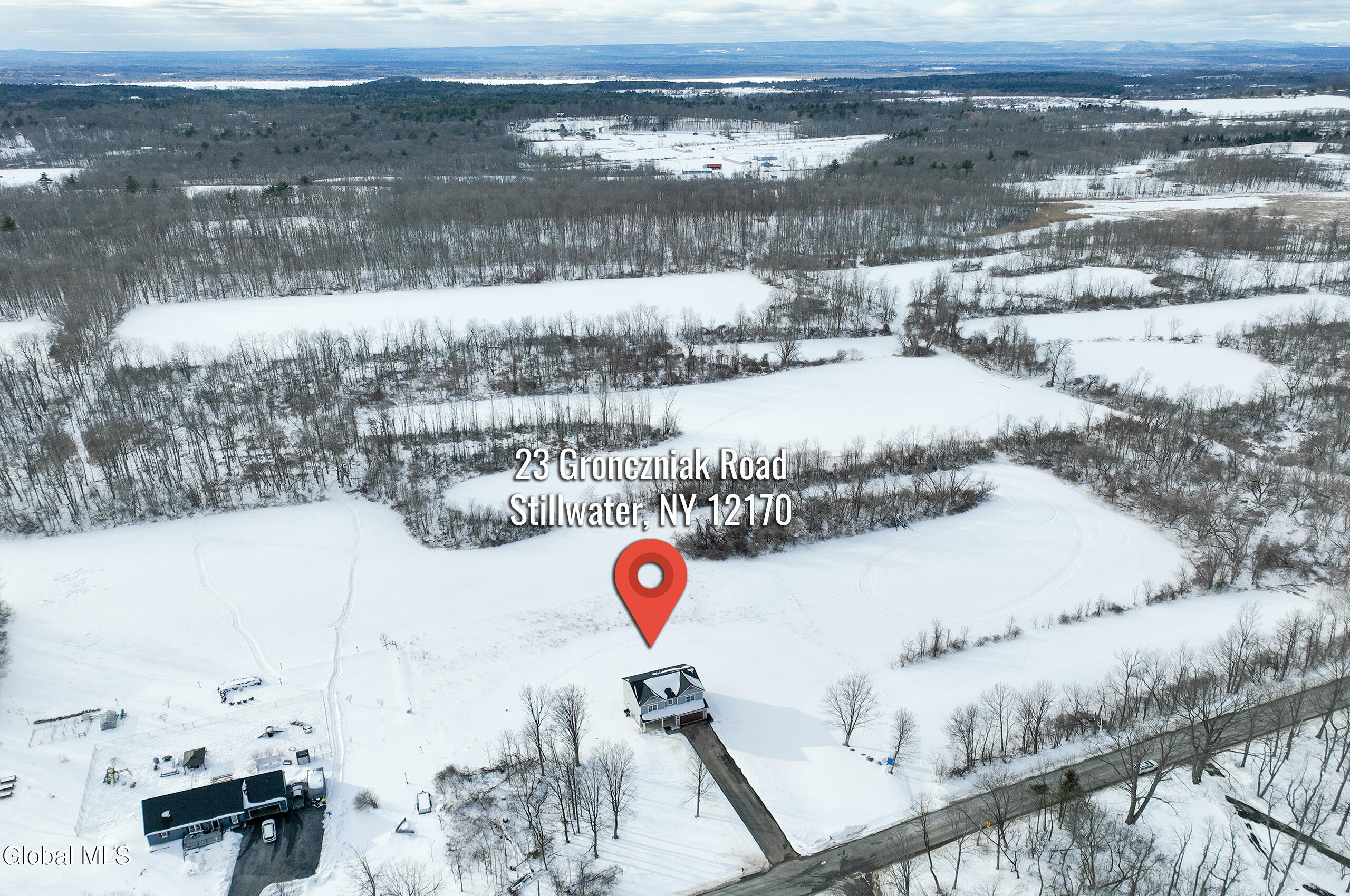 23 Gronczniak Road Stillwater NY 12170