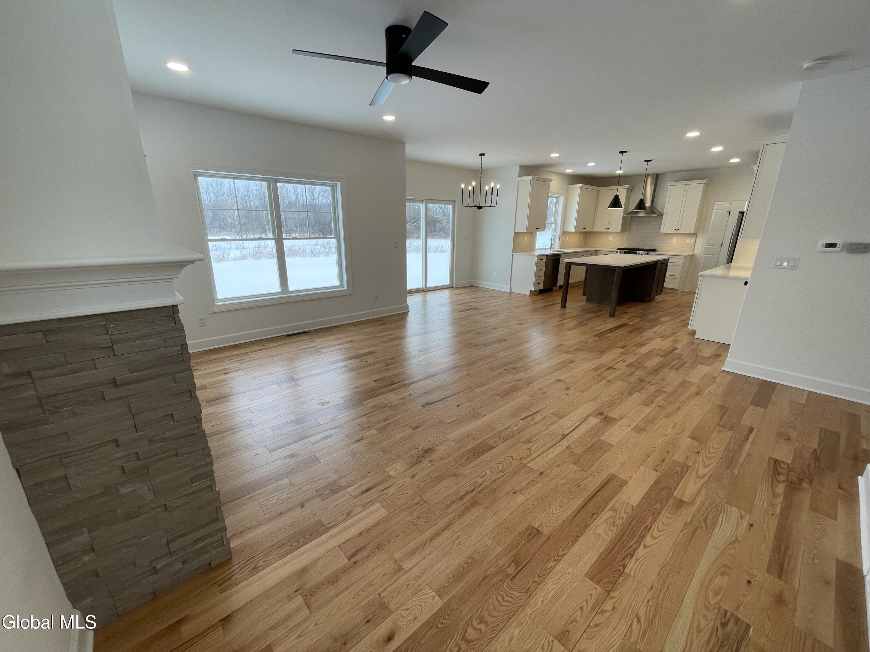 23 Gronczniak Road Stillwater NY 12170