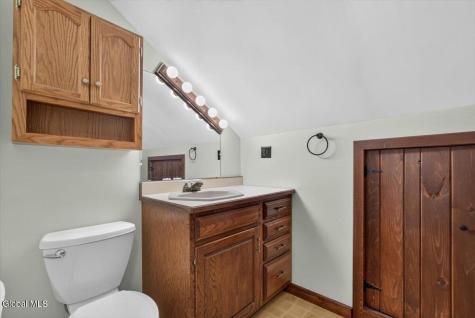 28 Overlook Lane East Berne NY 12059