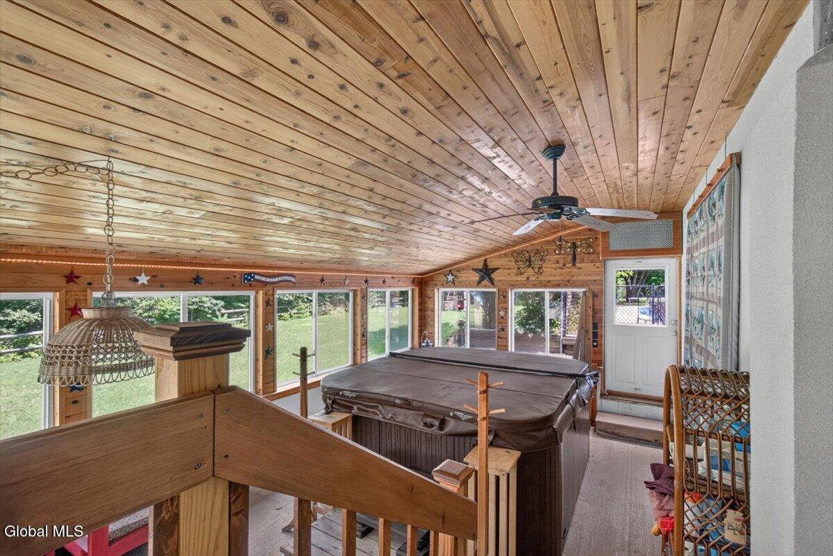 28 Overlook Lane East Berne NY 12059