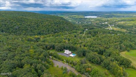 28 Overlook Lane East Berne NY 12059
