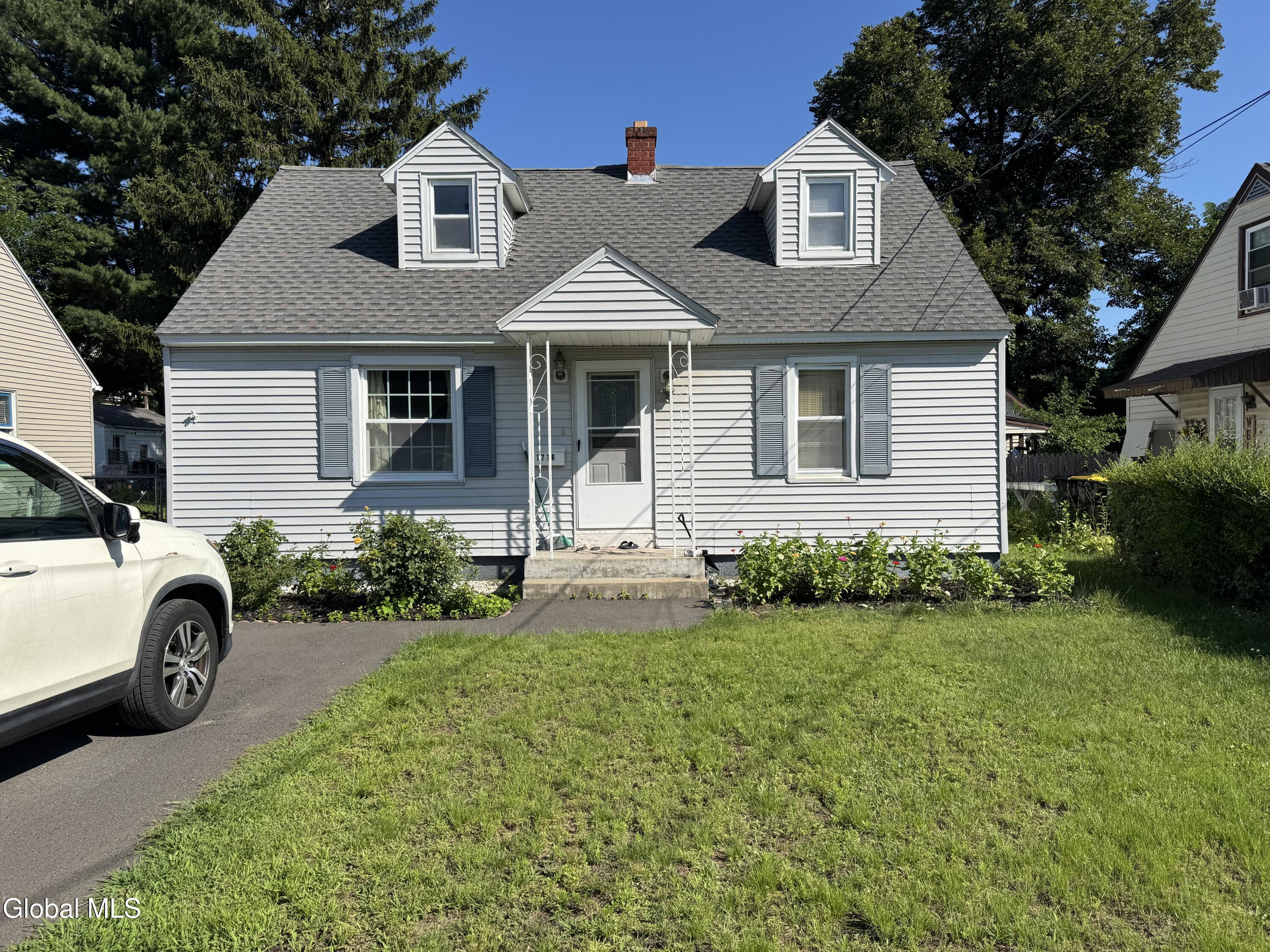1716 Dorsett Street Schenectady NY 12303