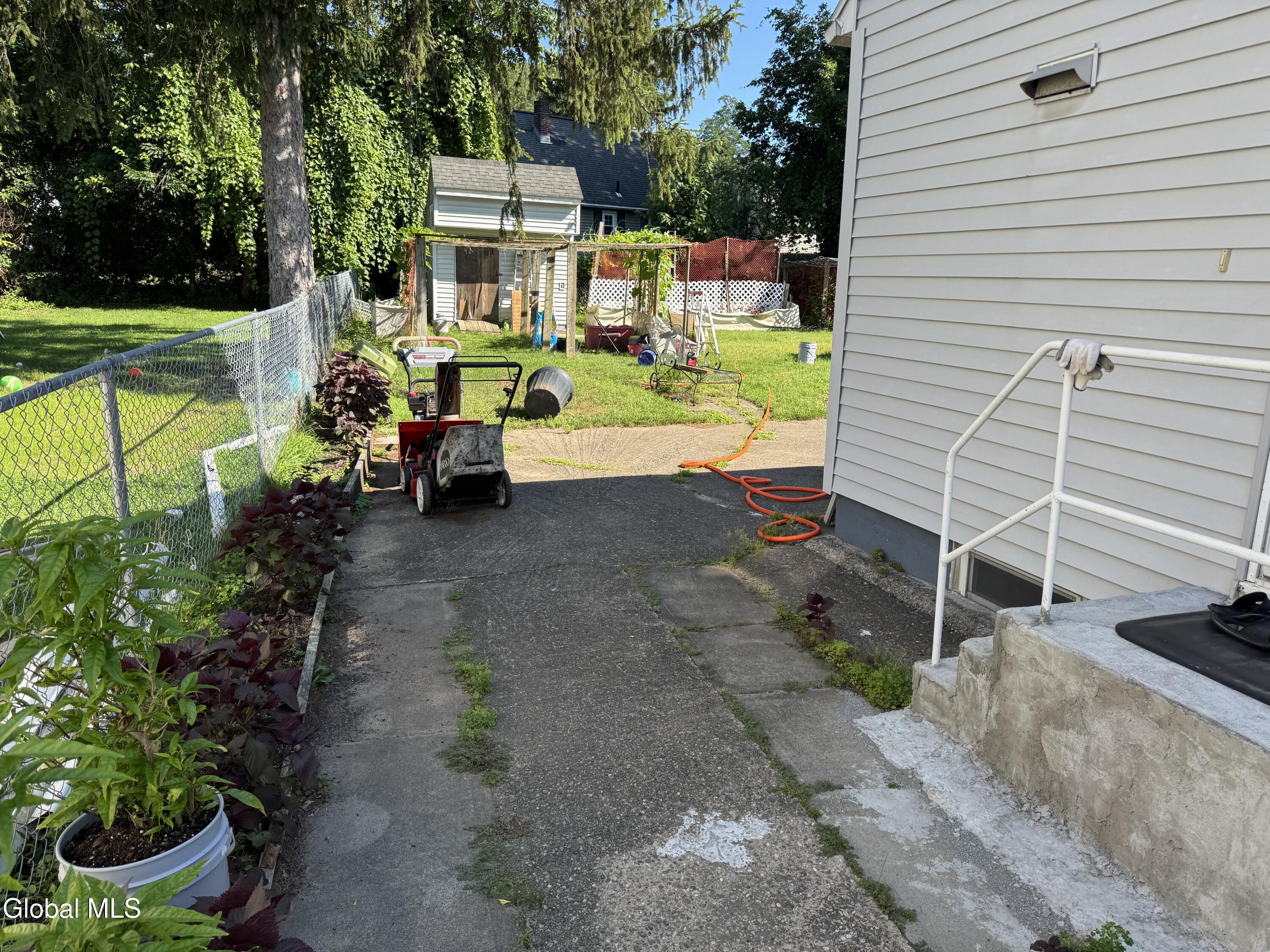 1716 Dorsett Street Schenectady NY 12303
