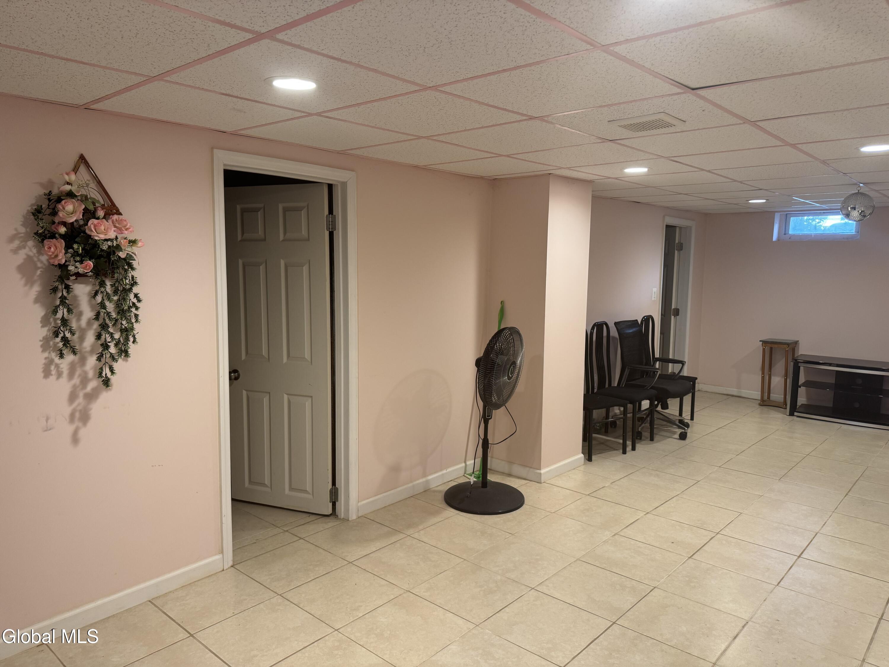 1716 Dorsett Street Schenectady NY 12303