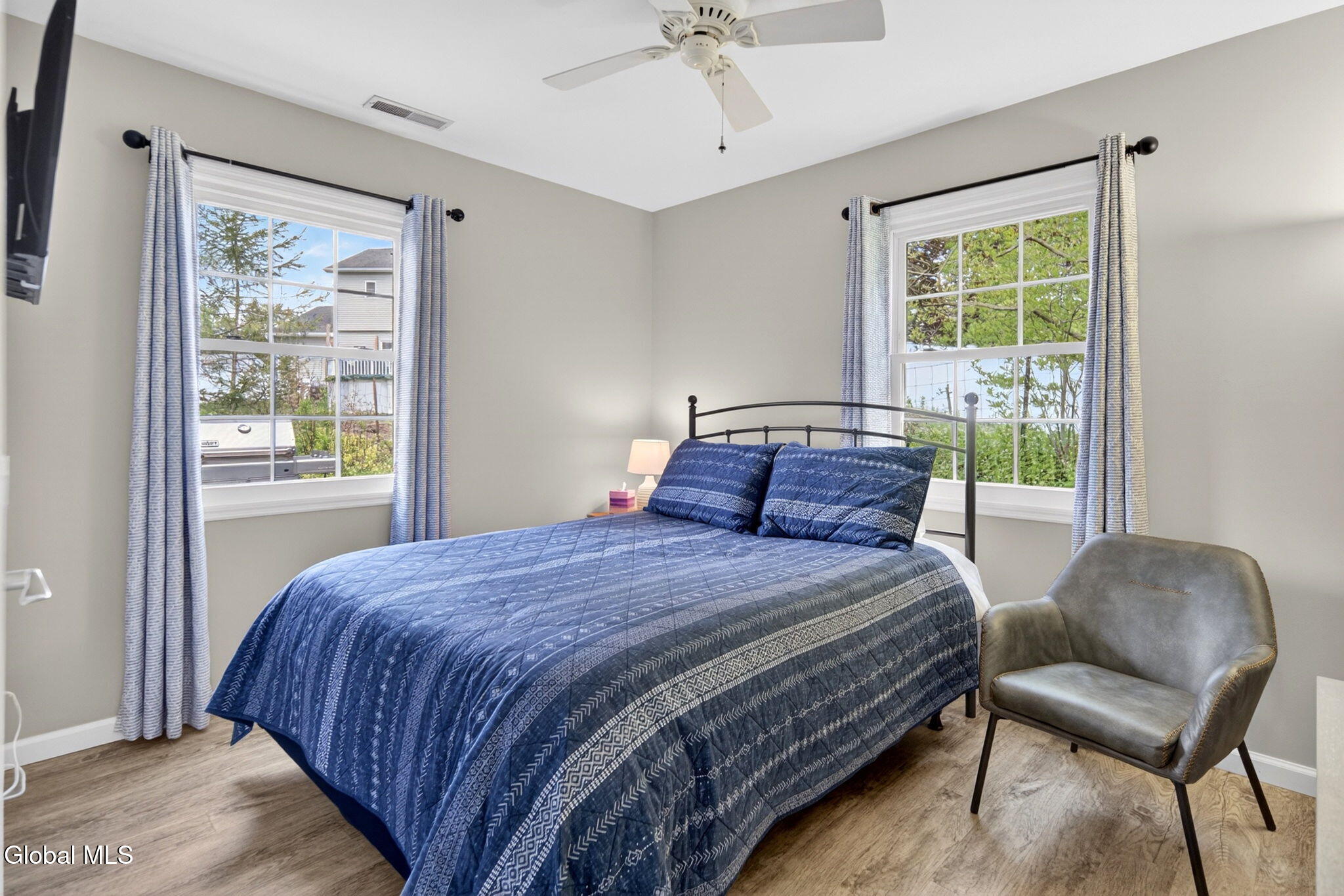 16 Leonard Drive Schenectady NY 12309