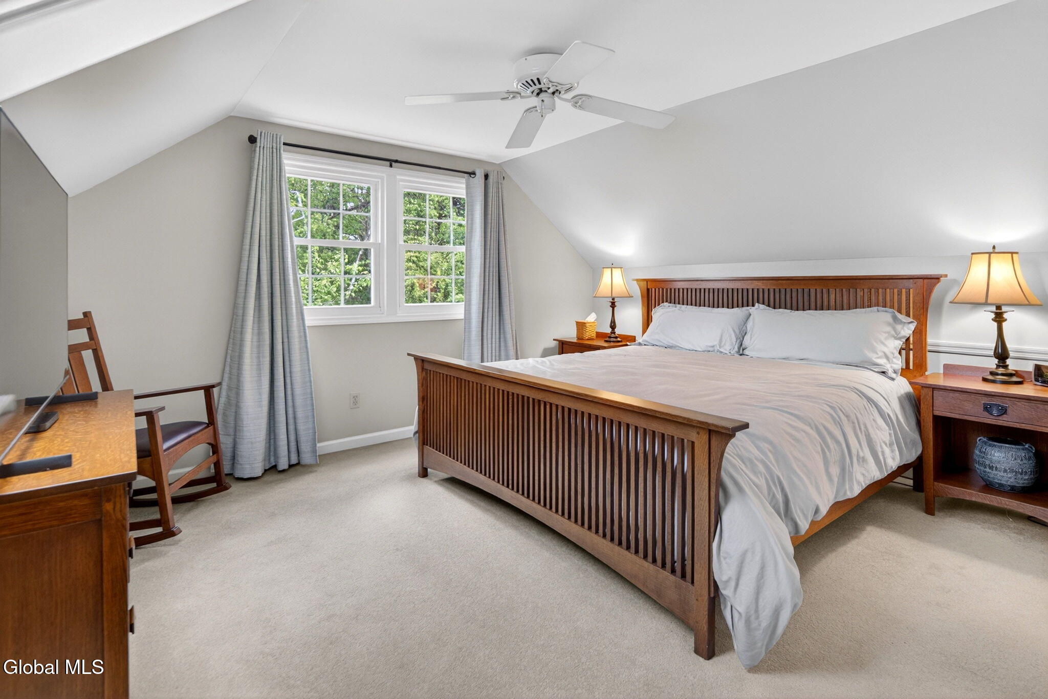 16 Leonard Drive Schenectady NY 12309