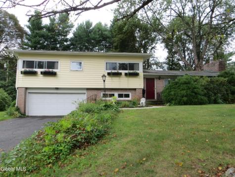 7 Paul Holly Drive Loudonville NY 12211