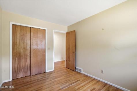 19 Ethel Drive Colonie NY 12211