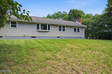 19 Ethel Drive Colonie NY 12211