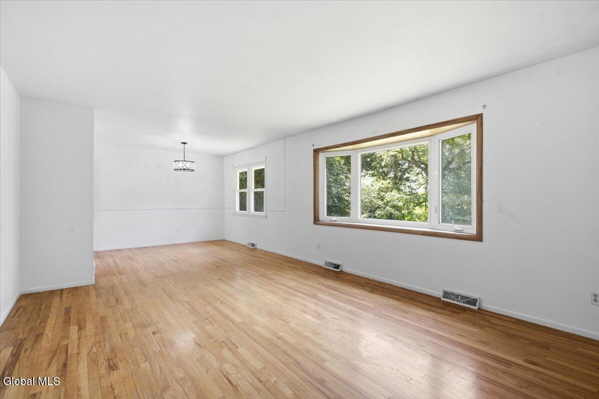 19 Ethel Drive Colonie NY 12211