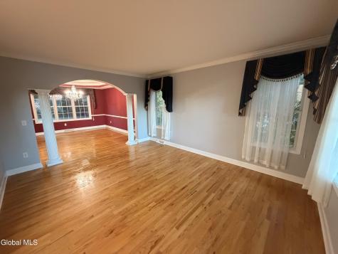 23 Eleanor Court Mechanicville NY 12118