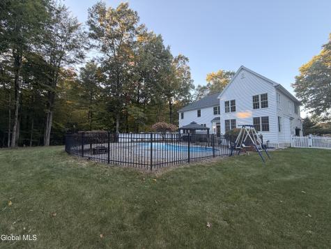 23 Eleanor Court Mechanicville NY 12118