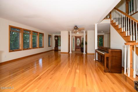 1127 Leesome Lane Altamont NY 12009