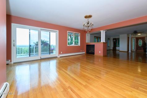 1127 Leesome Lane Altamont NY 12009