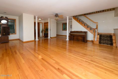 1127 Leesome Lane Altamont NY 12009