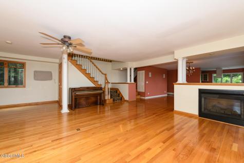 1127 Leesome Lane Altamont NY 12009