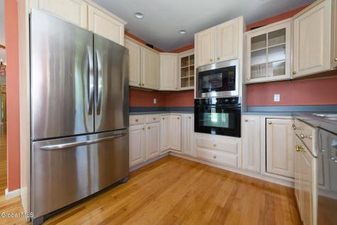 1127 Leesome Lane Altamont NY 12009