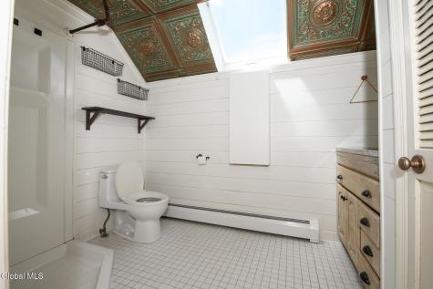 1127 Leesome Lane Altamont NY 12009