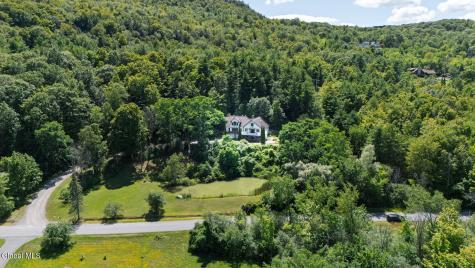 1127 Leesome Lane Altamont NY 12009