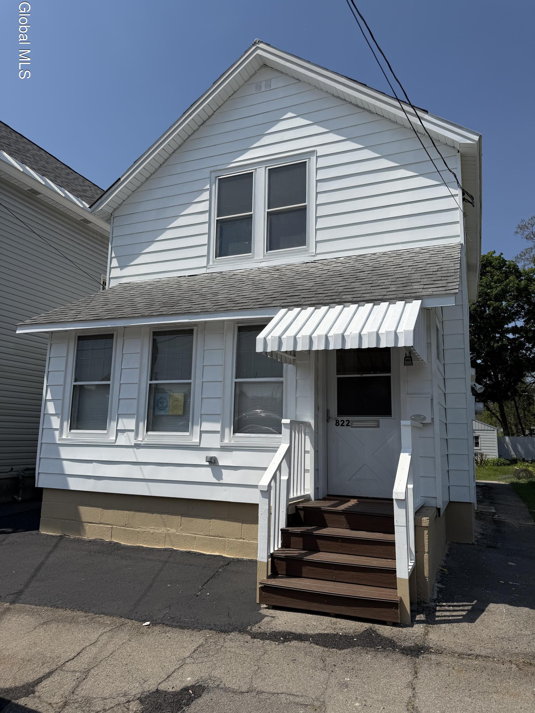 822 Sargent Place Schenectady NY 12303