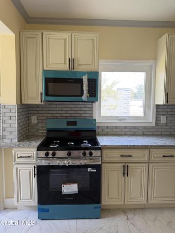 822 Sargent Place Schenectady NY 12303