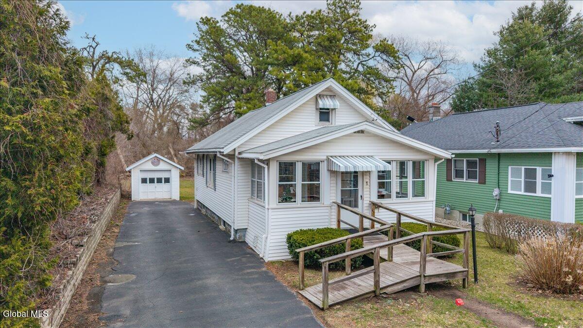 1 Spruce Street Albany NY 12205