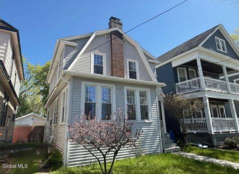 31 Woodlawn Avenue Albany NY 12208