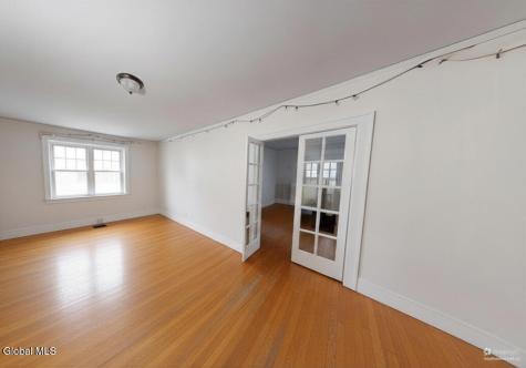 31 Woodlawn Avenue Albany NY 12208