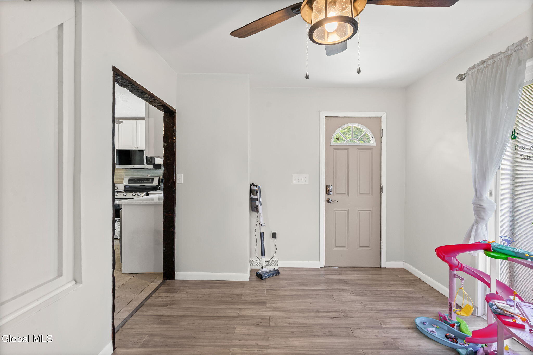 3037 Cox Avenue Rotterdam NY 12306