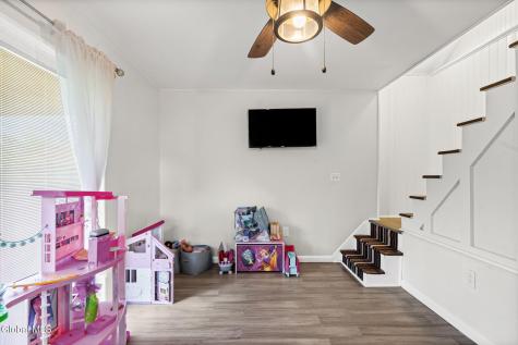 3037 Cox Avenue Rotterdam NY 12306