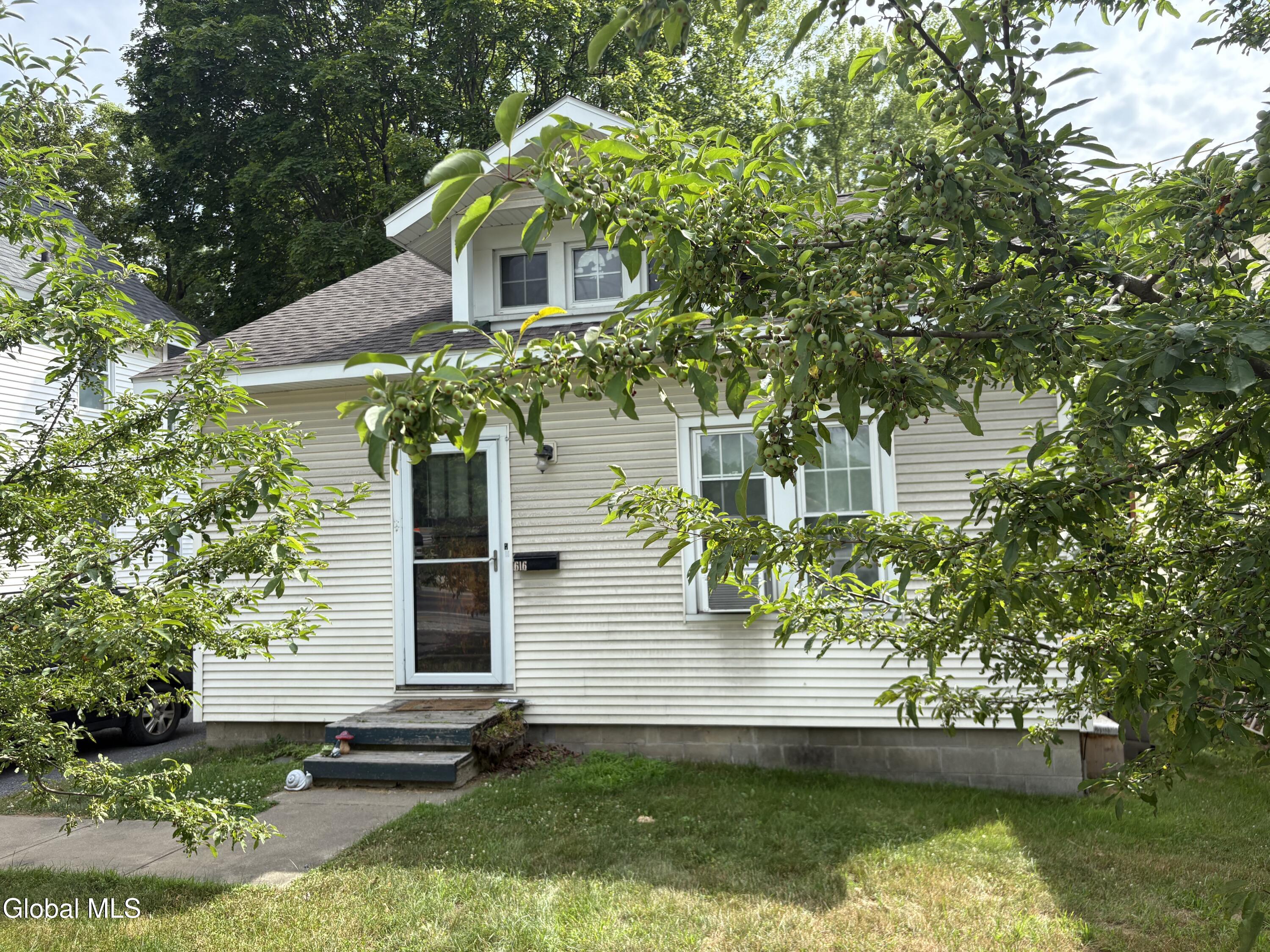 616 Kenwood Avenue Delmar NY 12054