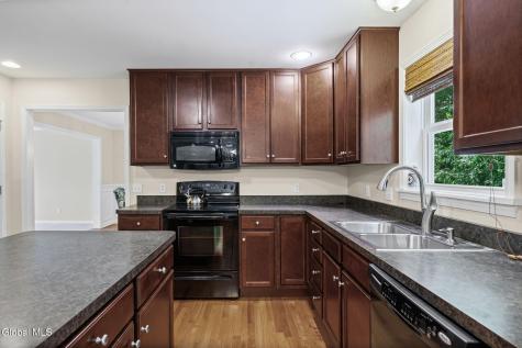 20 Berkshire Drive Ballston Spa NY 12020