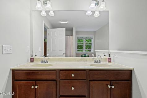 20 Berkshire Drive Ballston Spa NY 12020