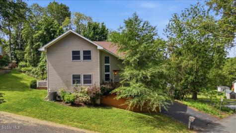 207 Hillcrest Avenue Albany NY 12203