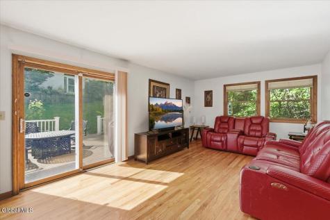 207 Hillcrest Avenue Albany NY 12203