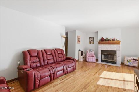 207 Hillcrest Avenue Albany NY 12203