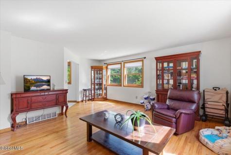 207 Hillcrest Avenue Albany NY 12203
