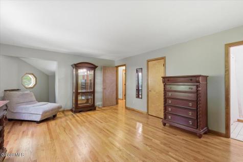 207 Hillcrest Avenue Albany NY 12203