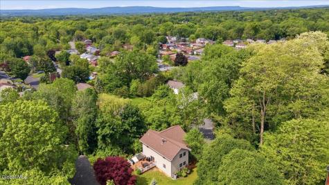 207 Hillcrest Avenue Albany NY 12203