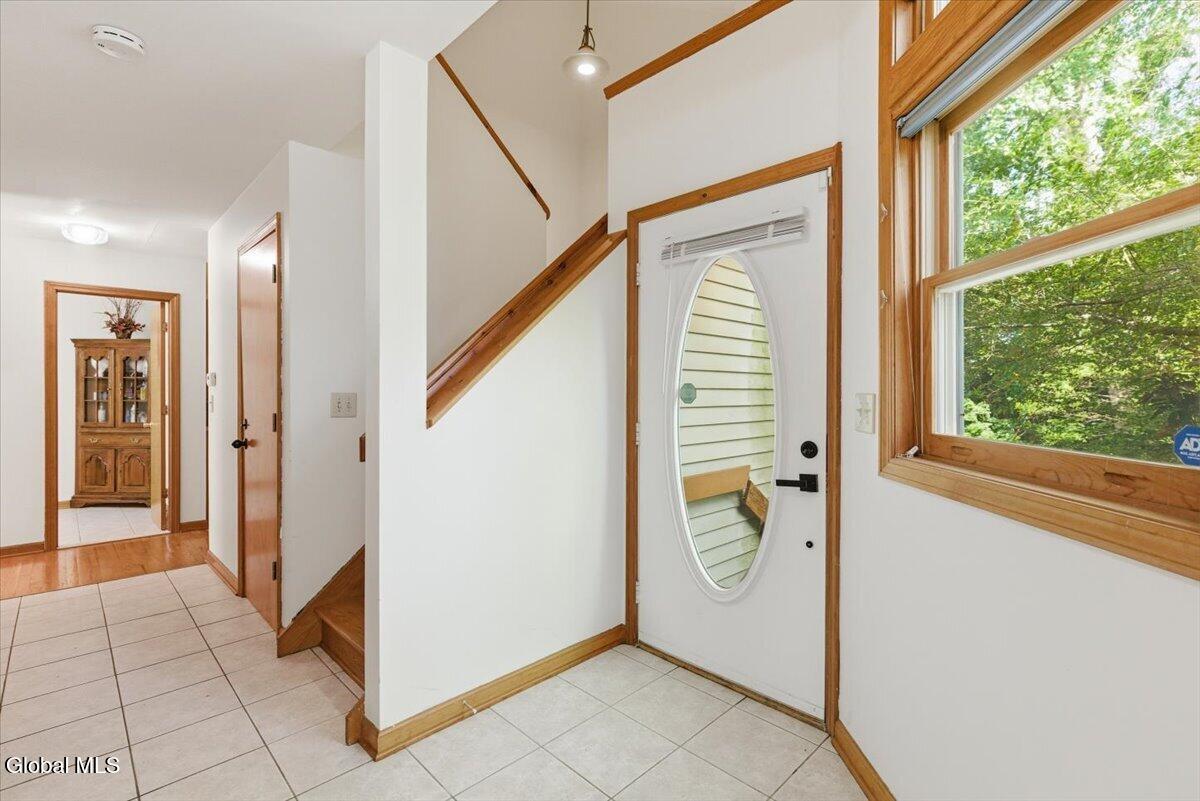 207 Hillcrest Avenue Albany NY 12203