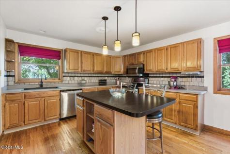 207 Hillcrest Avenue Albany NY 12203