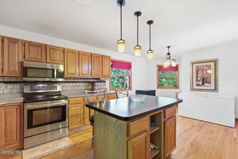 207 Hillcrest Avenue Albany NY 12203