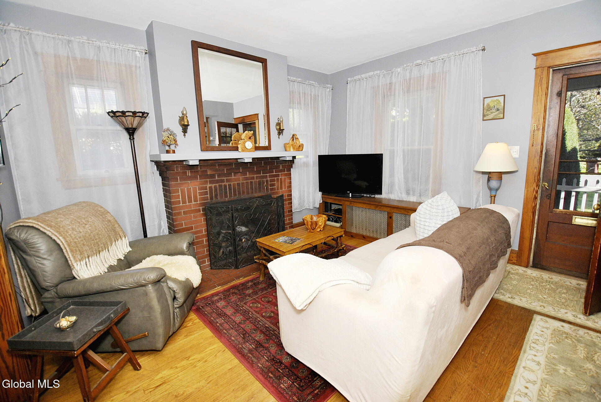 9 Middlesex Road East Greenbush NY 12061