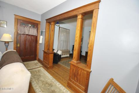 9 Middlesex Road East Greenbush NY 12061