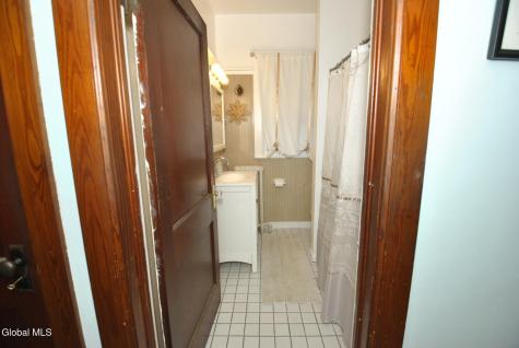 9 Middlesex Road East Greenbush NY 12061