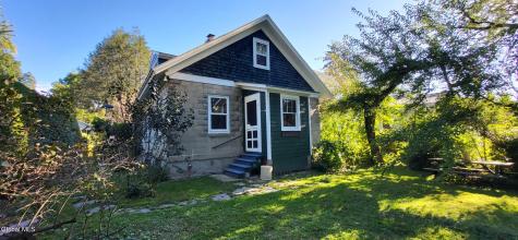 9 Middlesex Road East Greenbush NY 12061