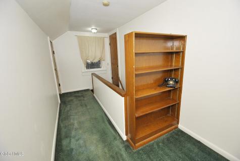 9 Middlesex Road East Greenbush NY 12061