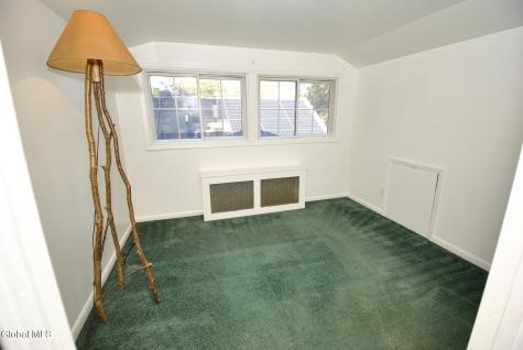 9 Middlesex Road East Greenbush NY 12061