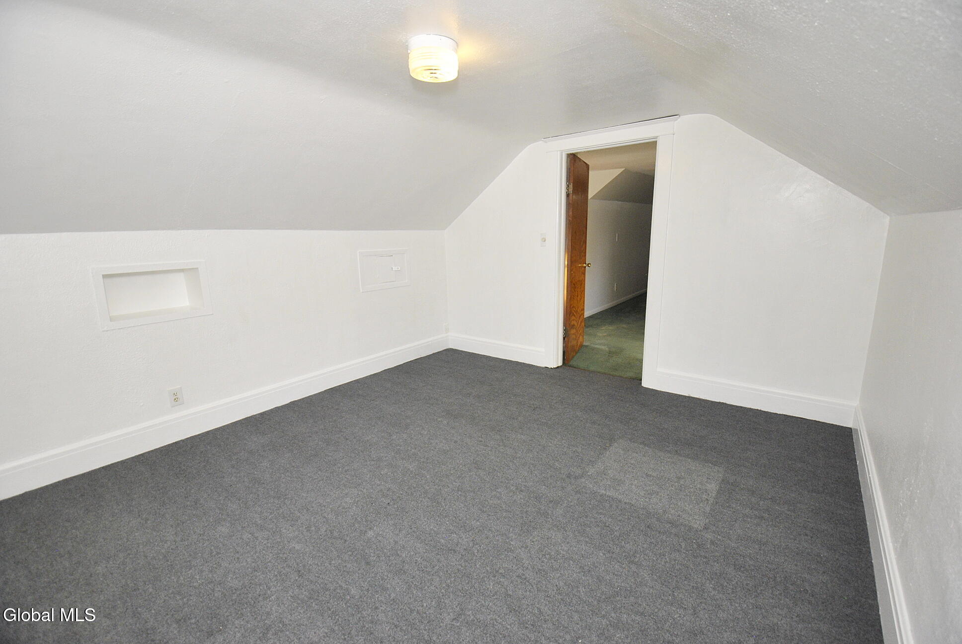 9 Middlesex Road East Greenbush NY 12061