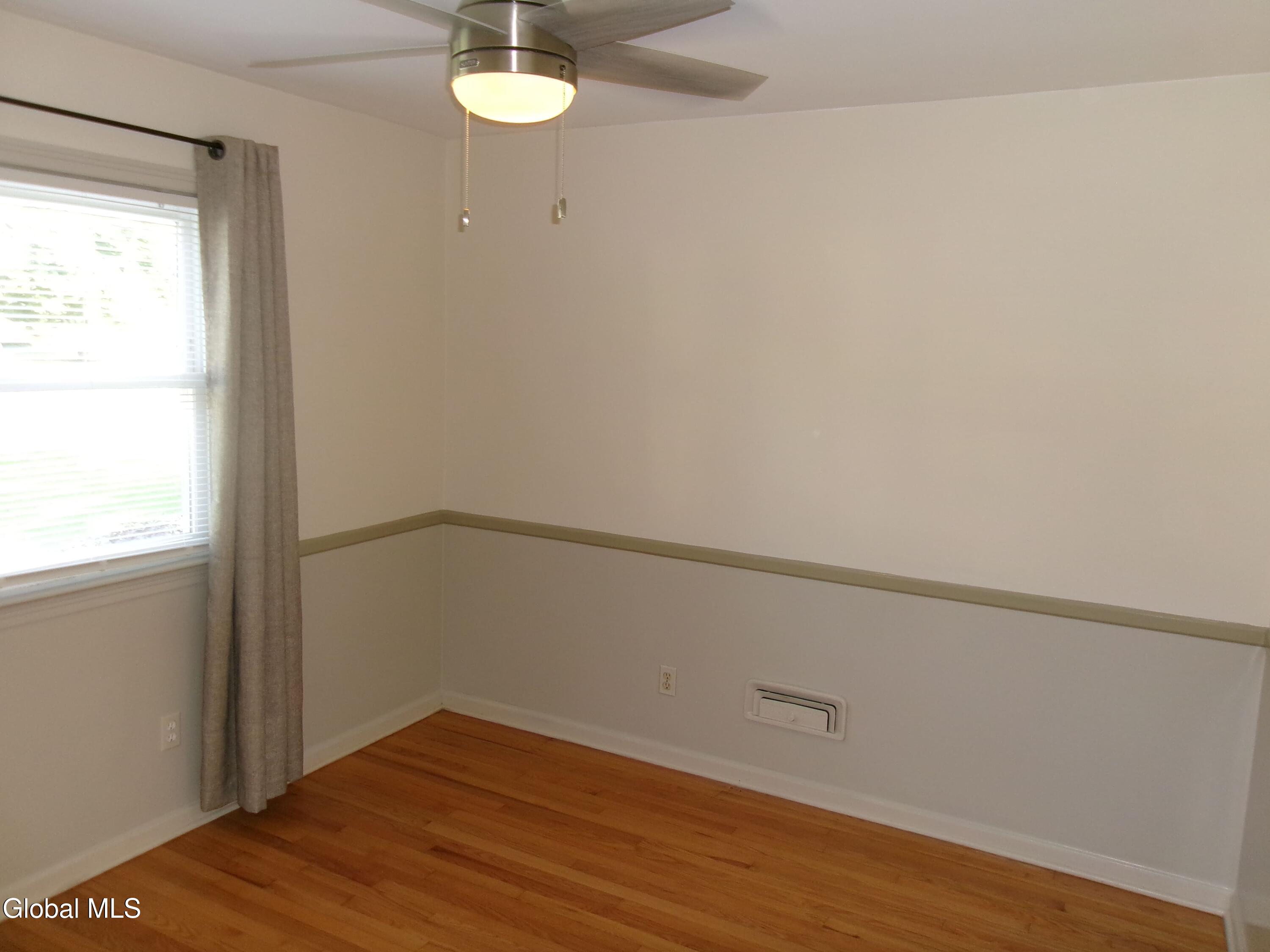 2023 Fairlawn Parkway Schenectady NY 12309